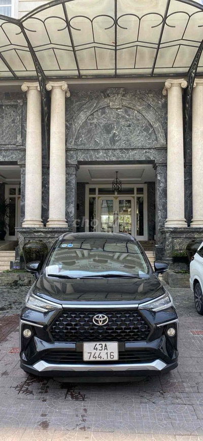 Toyota 2023 màu Đen