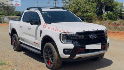 Xe Ford Ranger Stormtrak 2.0L 4x4 AT 2025