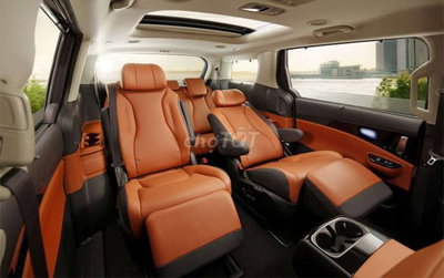 Kia Carnival 2022 Trắng 7 chỗ