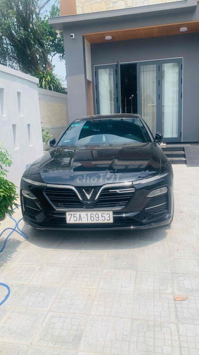 VinFast Lux A2.0 Turbo Đen 21xxx km