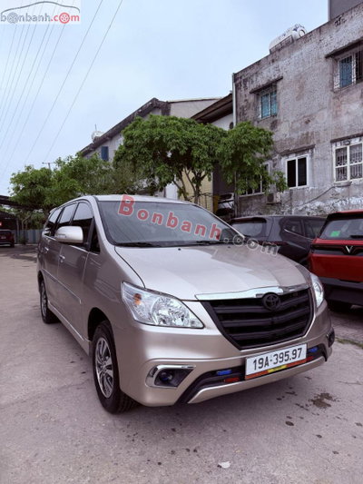 Xe Toyota Innova 2.0E 2016