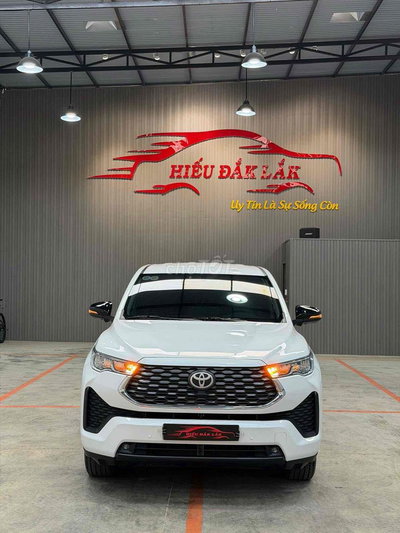 Toyota Innova Cross 2025 2.0 V