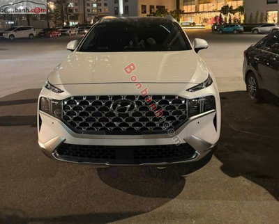 Xe Hyundai SantaFe Cao cấp 2.5L HTRAC 2022