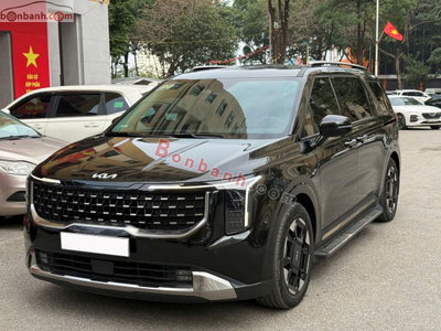 Xe Kia Carnival Signature 2.2D 2025