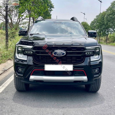 Xe Ford Ranger Stormtrak 2.0L 4x4 AT 2025