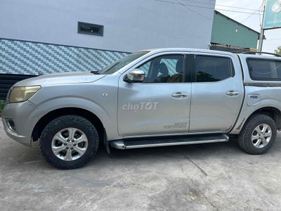 Nissan Navara 2015 Mẫu 2016 Bạc