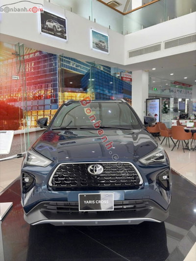 Xe Toyota Yaris Cross HEV 1.5 CVT 2026