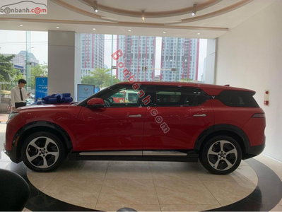 Xe VinFast VF9 Eco 2026