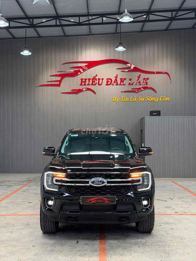 Ford Everest 2023 Ambient