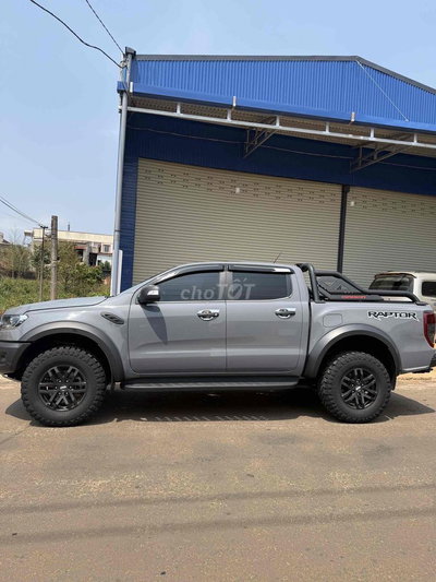 Ford Ranger Raptor Xám
