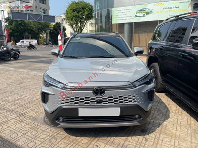 Xe Toyota Corolla Cross 1.8V 2024