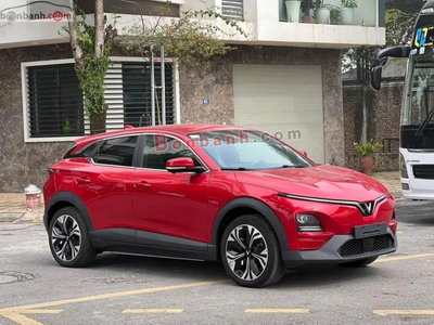 Xe VinFast VF6 Plus 2026