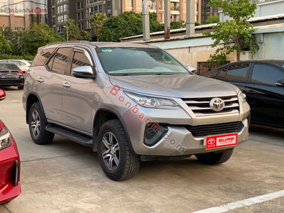 Xe Toyota Fortuner 2.4G 4x2 MT 2019