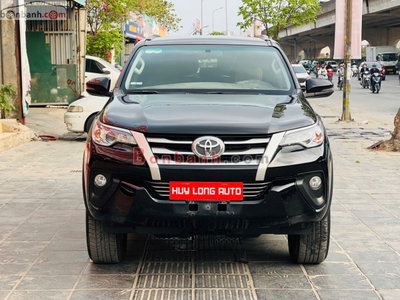 Xe Toyota Fortuner 2.4G 4x2 MT 2019