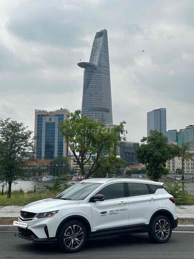 Geely Coolray Premium 2025 - 4600 km