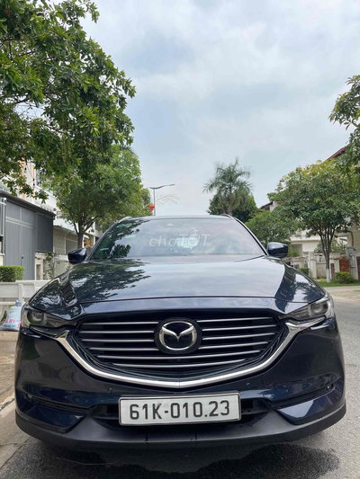 Mazda CX-8 Premium Xanh đậm 29.000 km