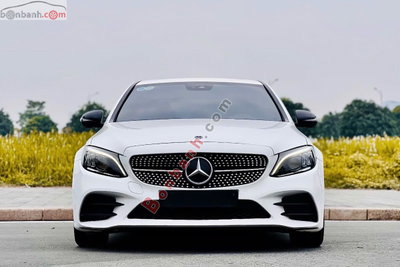 Xe Mercedes Benz C class C300 AMG 2019