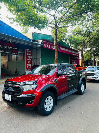 Ford Ranger 2018 Đỏ đen số tự động 2 cầu