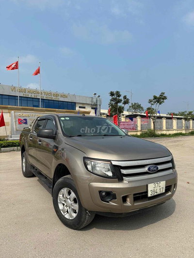 Ford Ranger 4x2AT cực đẹp
