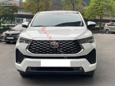 Xe Toyota Innova Cross 2.0 CVT 2024