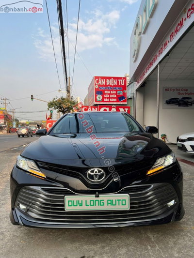 Xe Toyota Camry 2.5Q 2021
