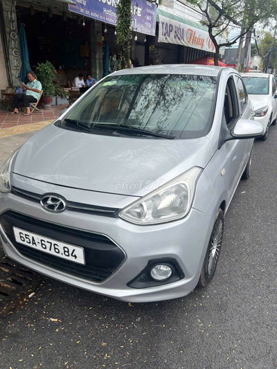 Hyundai Grand i10 2016 Bạc
