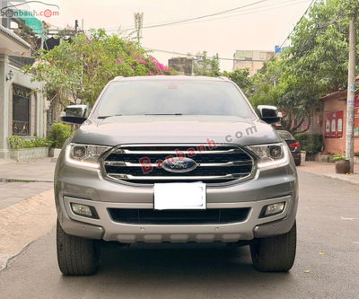 Xe Ford Everest Titanium 2.0L 4x2 AT 2020