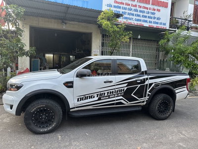Ford Ranger 2022 XLS Trắng