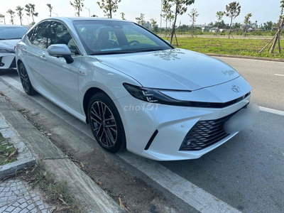 Toyota Camry 2025 2.5HEV TOP - Mới Nhất Việt Nam