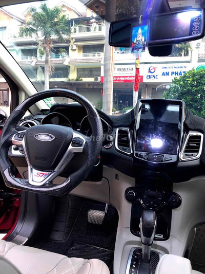 Ford Fiesta 2014 1.5 AT Titanium - 100.000 km