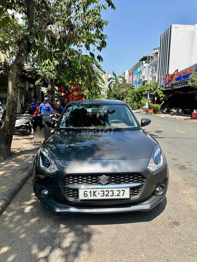 Suzuki Swift GLX Sx 10/2023 Odo 11.000 km NhưMới