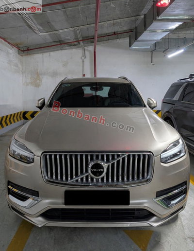 Xe Volvo XC90 Recharge Ultimate T8 AWD 2023