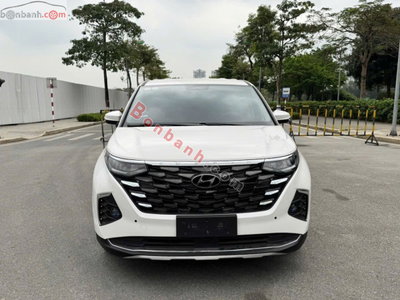 Xe Hyundai Custin Tiêu Chuẩn 1.5T 2023