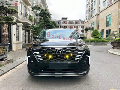 Xe Hyundai Custin Cao Cấp 2.0T 2023