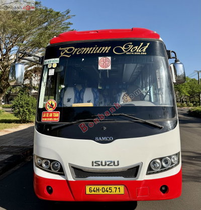 Xe Isuzu 2015