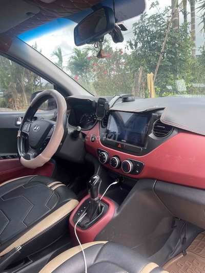 Hyundai i10 2019 Trắng Tự động