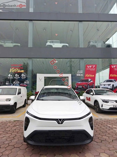 Xe VinFast VF MPV 7 AT 2026