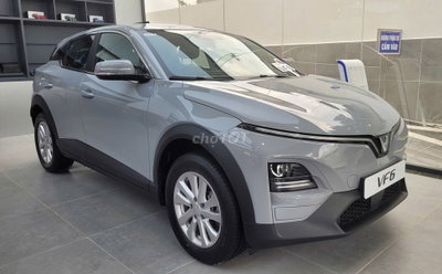 Xe điện Vinfast VF6 Eco Xám xi măng sẵn giao ngay