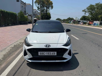 Hyundai Grand i10 Trắng 69046 km