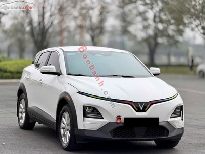 Xe VinFast VF6 Eco 2025