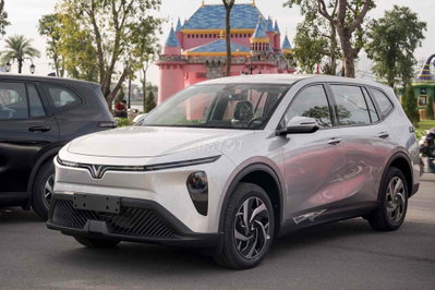 VinFast Limo Green 2026-Xe sẵn giao ngay - COC sẵn
