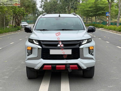 Xe Mitsubishi Triton 4x2 AT Mivec Premium 2019