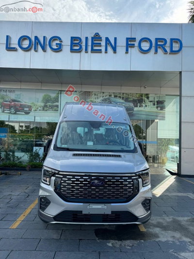 Xe Ford Transit Premium 2026