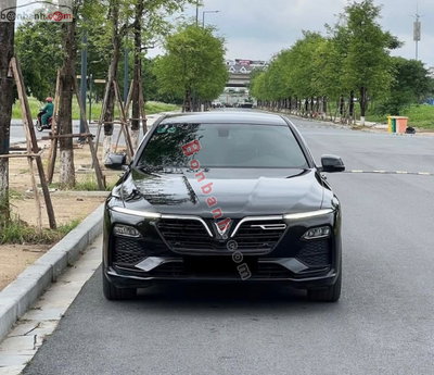 Xe VinFast Lux A 2.0 Tiêu chuẩn 2022