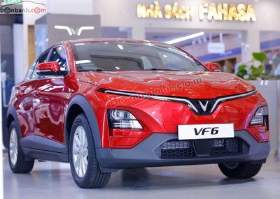 Xe VinFast VF6 Eco 2025