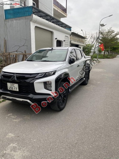 Xe Mitsubishi Triton Athlete 4x2 AT 2022