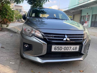 Mitsubishi Mirage Xám 80504 km