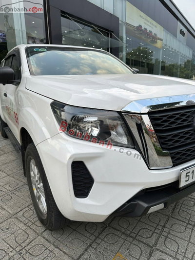 Xe Nissan Navara EL 2.3 AT 2WD 2024