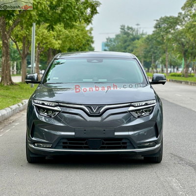 Xe VinFast VF8 Eco AWD 2023