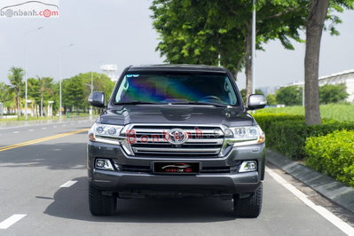 Xe Toyota Land Cruiser VX 4.6 V8 2019